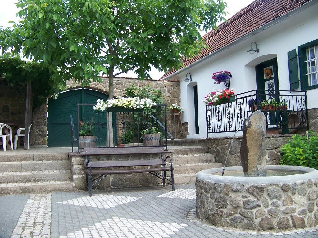 Apartment Liendl Riegersburg Exteriör bild